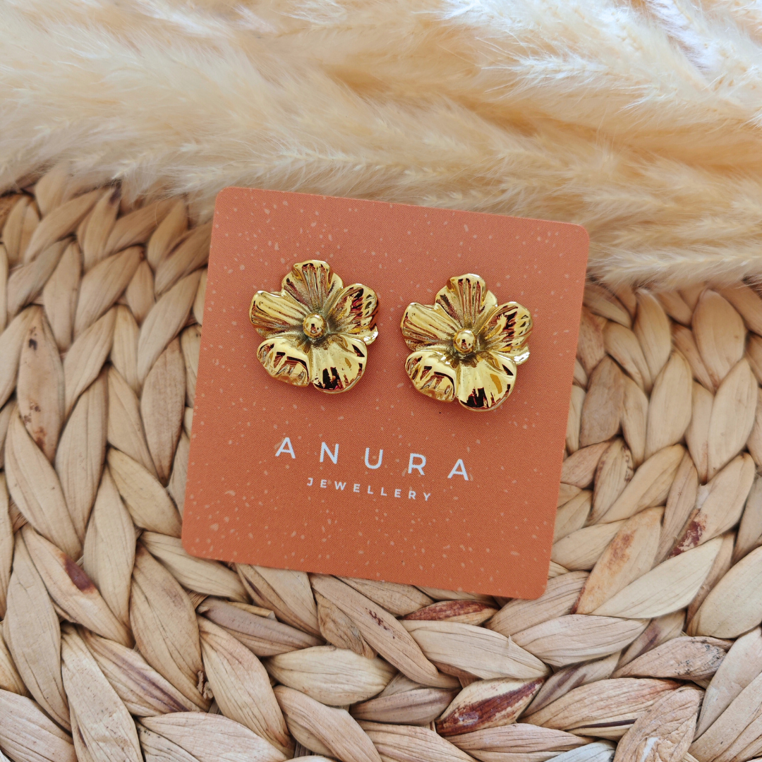 Hibiscus Studs