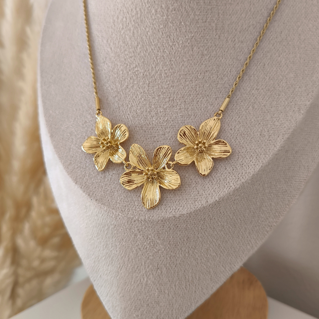 Flowers Necklace
