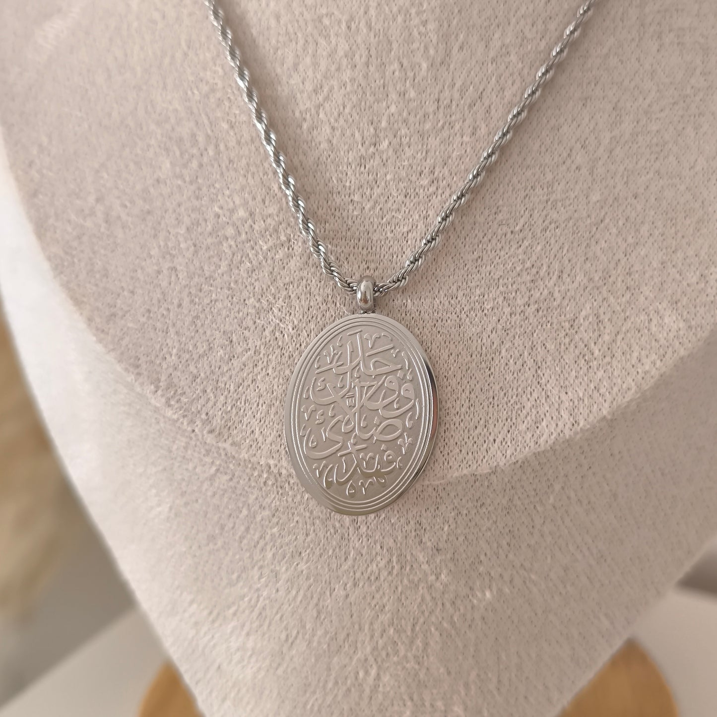 Guidance Necklace Steel