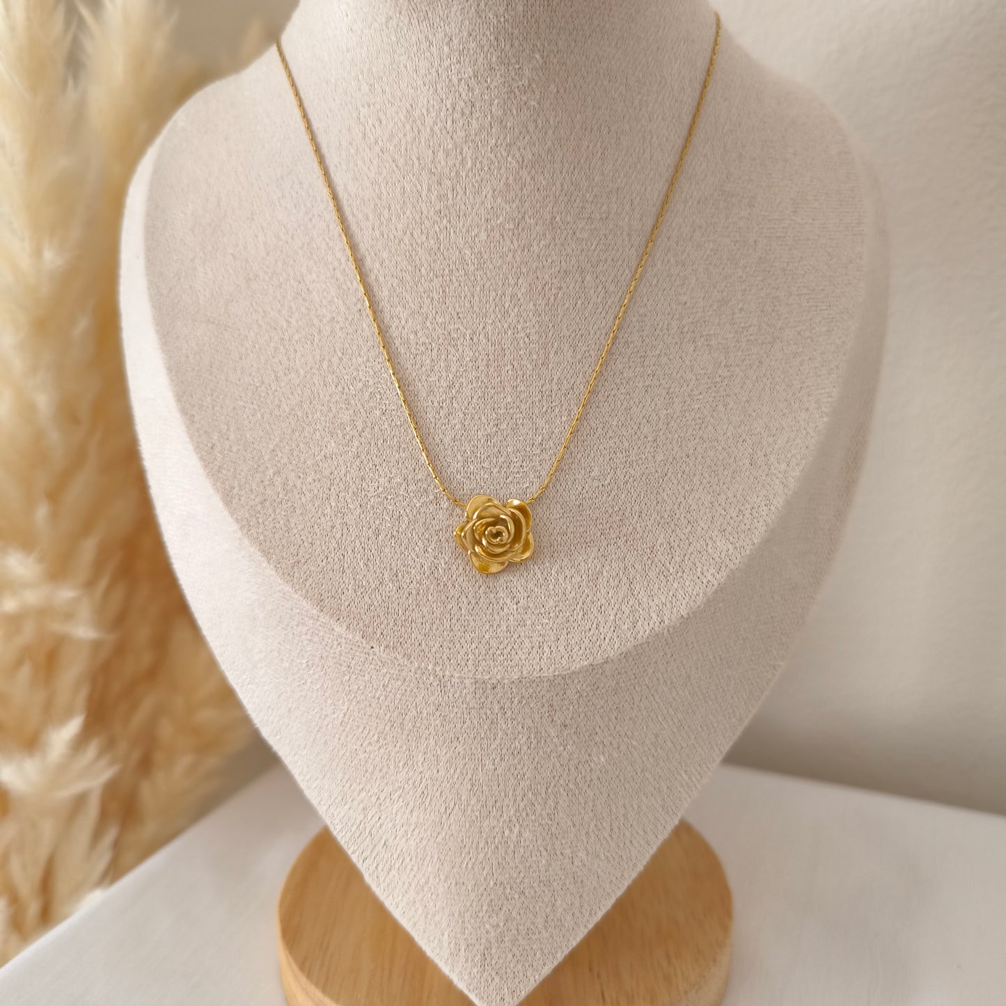 Rose Necklace