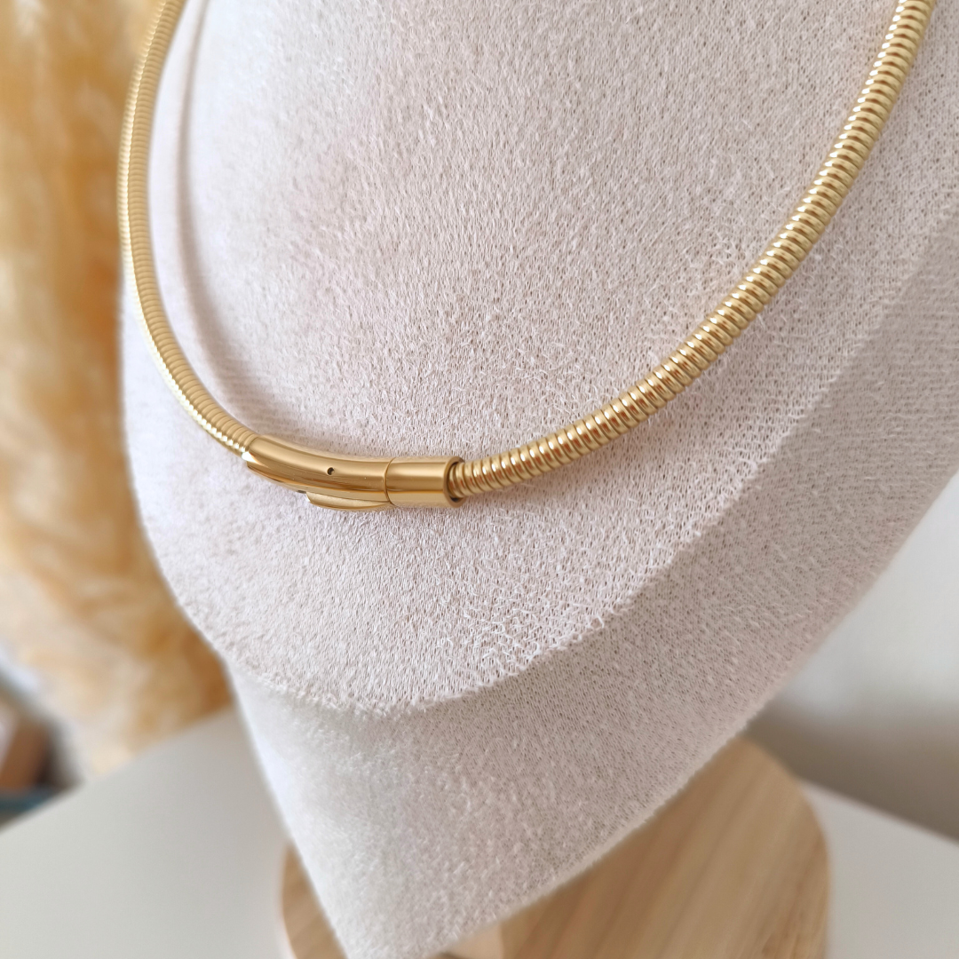 Choker Necklace