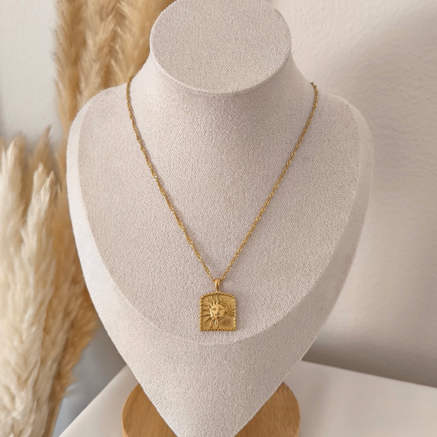 Sunbeam Necklace