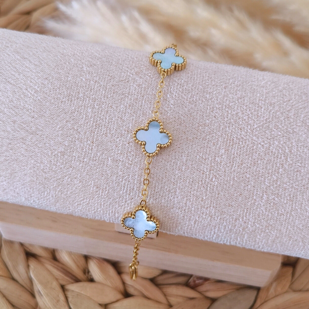 Blossom Shell Bracelet